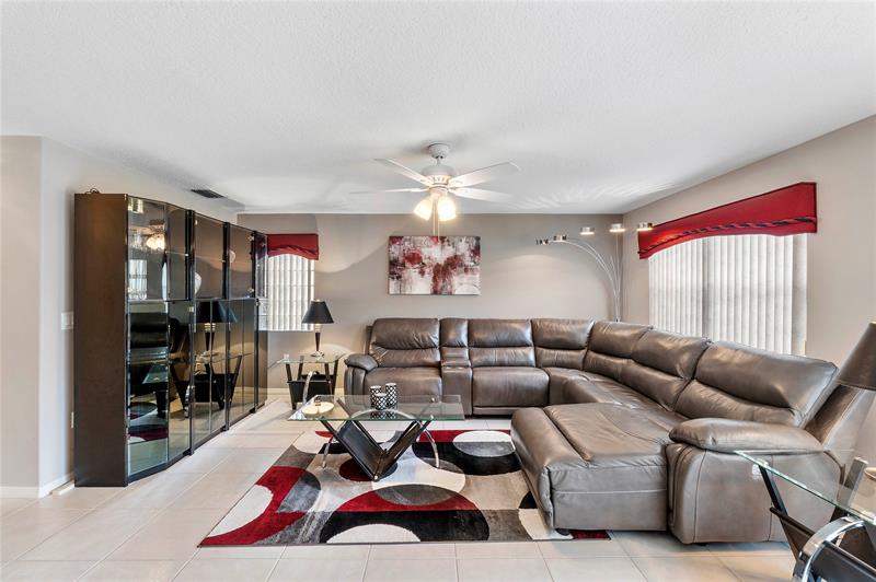 Image 16 of 49 For 5332 125th Ave