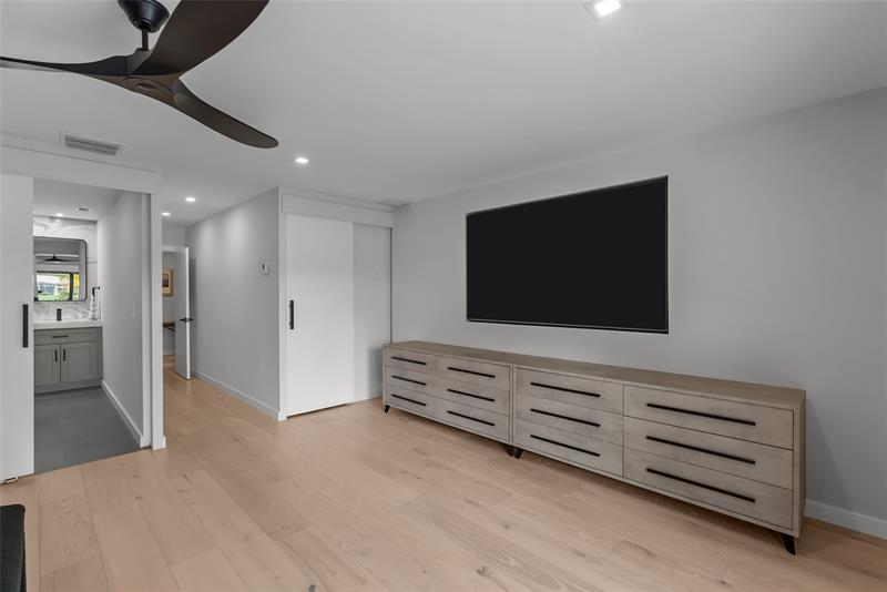 Image 27 of 60 For 8611 Gullane Ct
