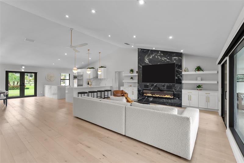 Image 6 of 60 For 8611 Gullane Ct