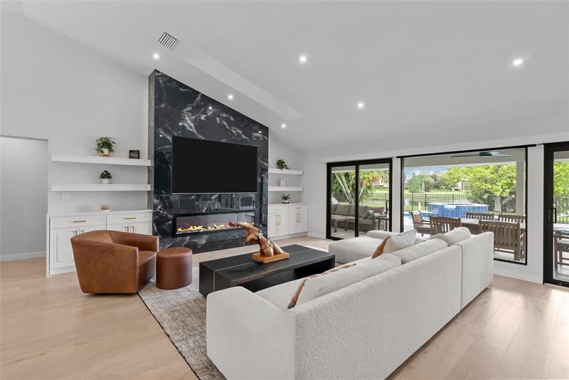 Image 8 of 60 For 8611 Gullane Ct