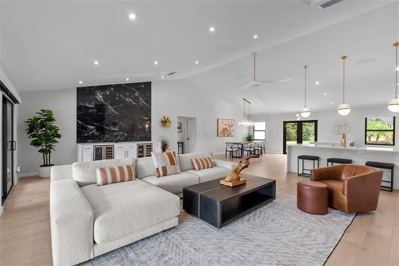 Image 9 of 60 For 8611 Gullane Ct
