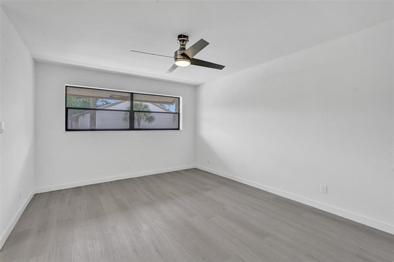 Image 10 of 29 For 4407 20th St  450