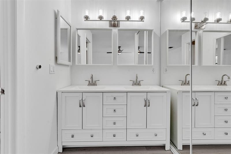 Image 13 of 29 For 4407 20th St  450