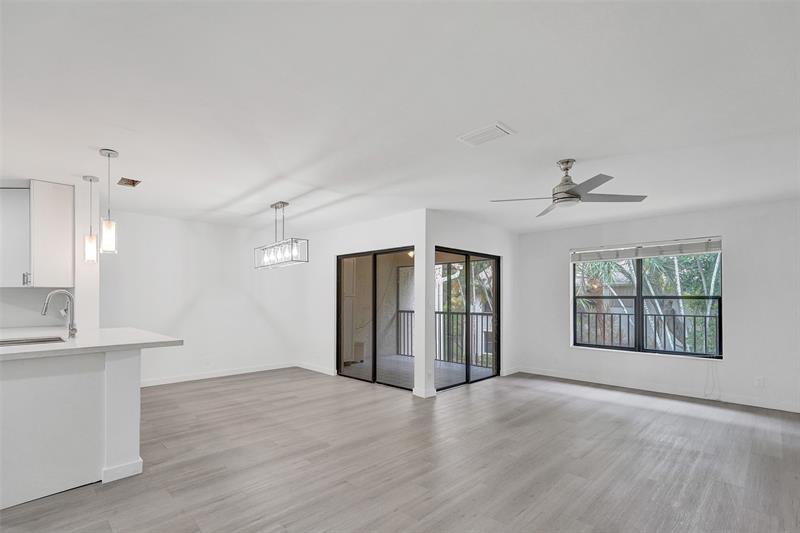 Image 3 of 29 For 4407 20th St  450