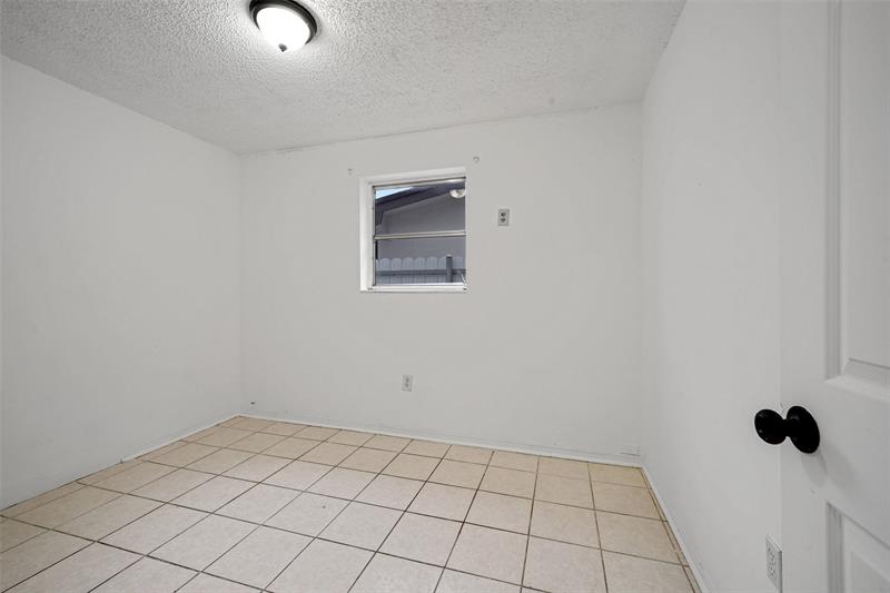 Image 37 of 60 For 8461 14th St