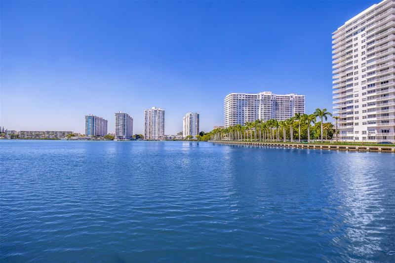 Details for 18181 31st Ct  804, Aventura, FL 33160