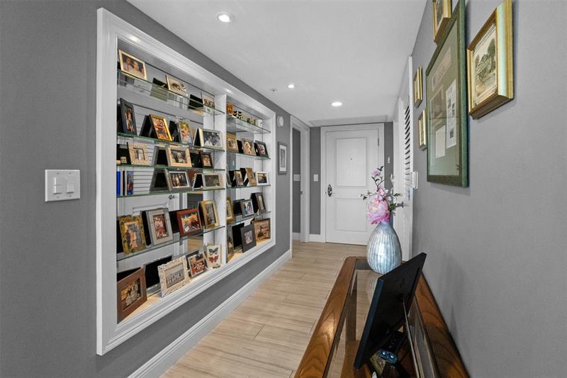 Image 18 of 53 For 600 Las Olas Blvd  602s