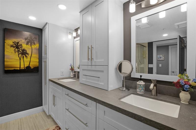 Image 24 of 53 For 600 Las Olas Blvd  602s