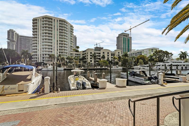 Image 38 of 53 For 600 Las Olas Blvd  602s