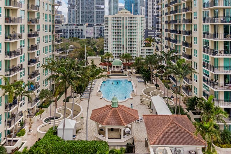 Image 45 of 53 For 600 Las Olas Blvd  602s