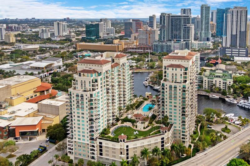 Image 49 of 53 For 600 Las Olas Blvd  602s
