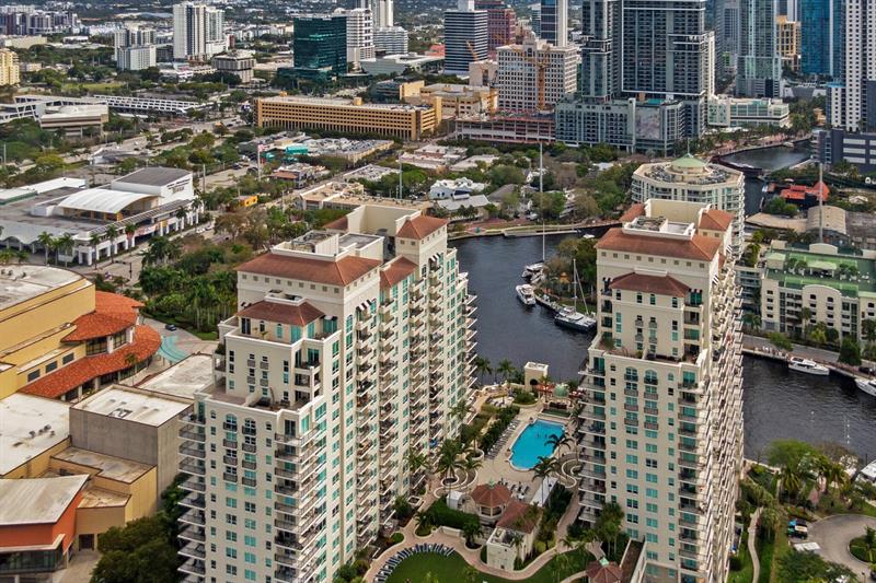 Image 51 of 53 For 600 Las Olas Blvd  602s