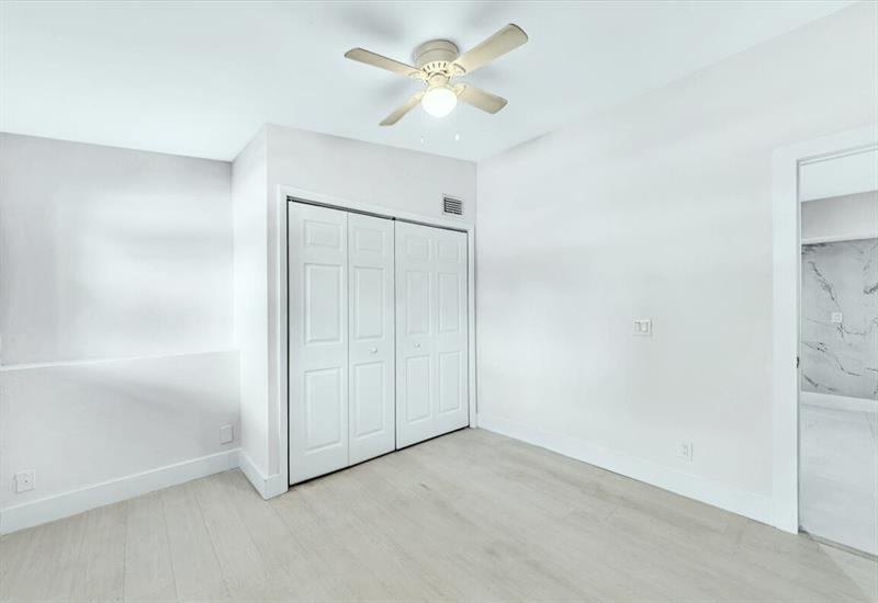 Image 16 of 27 For 700 3rd Avenue