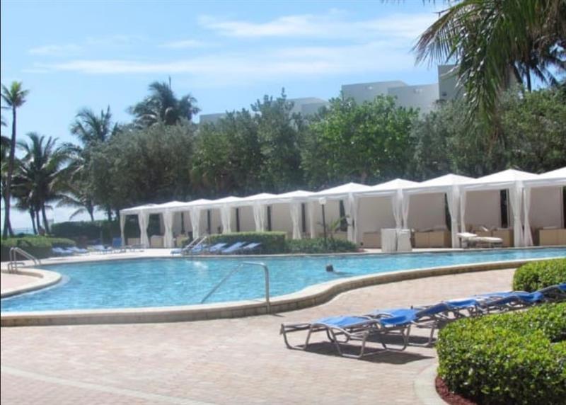 Image 16 of 23 For 3001 Ocean Dr  207