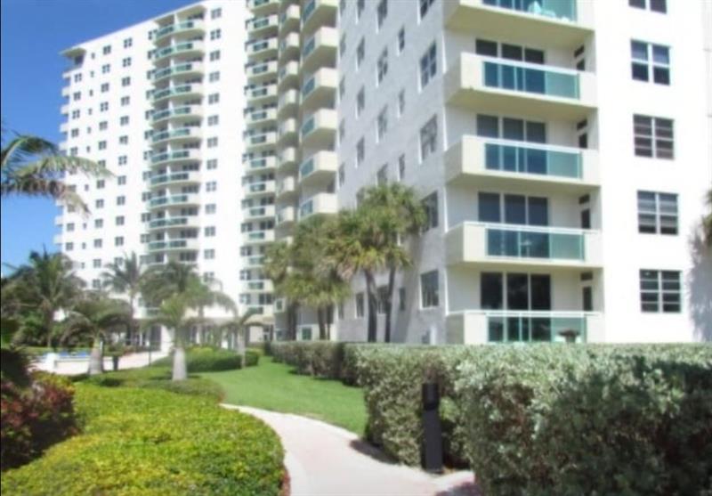 Image 20 of 23 For 3001 Ocean Dr  207