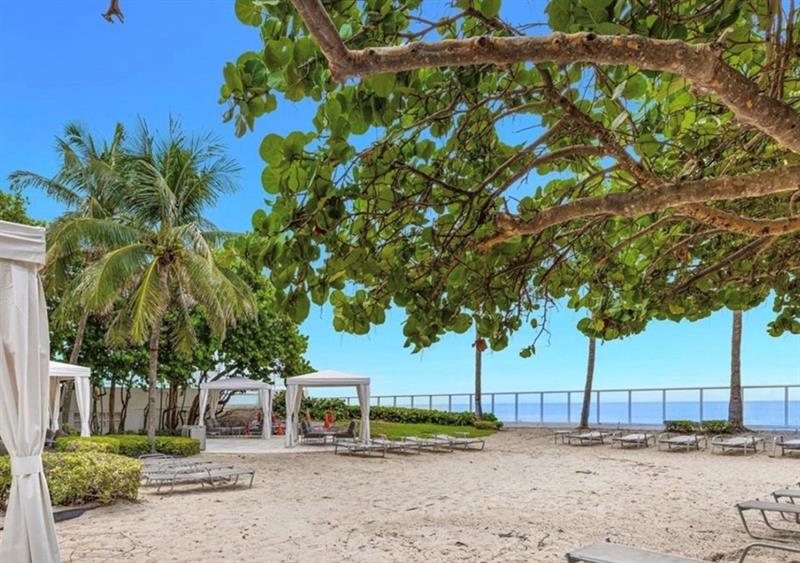 Image 21 of 23 For 3001 Ocean Dr  207