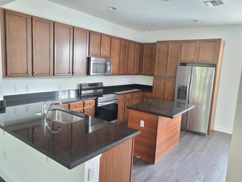Image 3 of 17 For 2578 119th Way