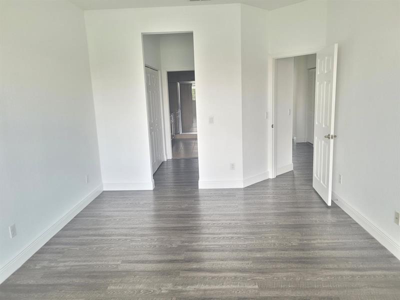 Image 7 of 17 For 2578 119th Way