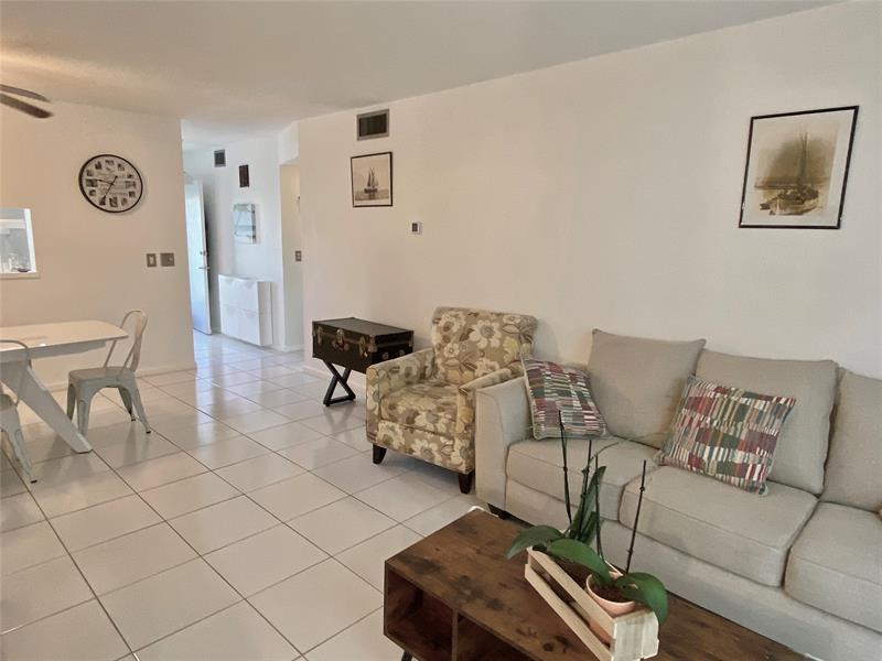 Image 6 of 24 For 108 20th Avenue  101