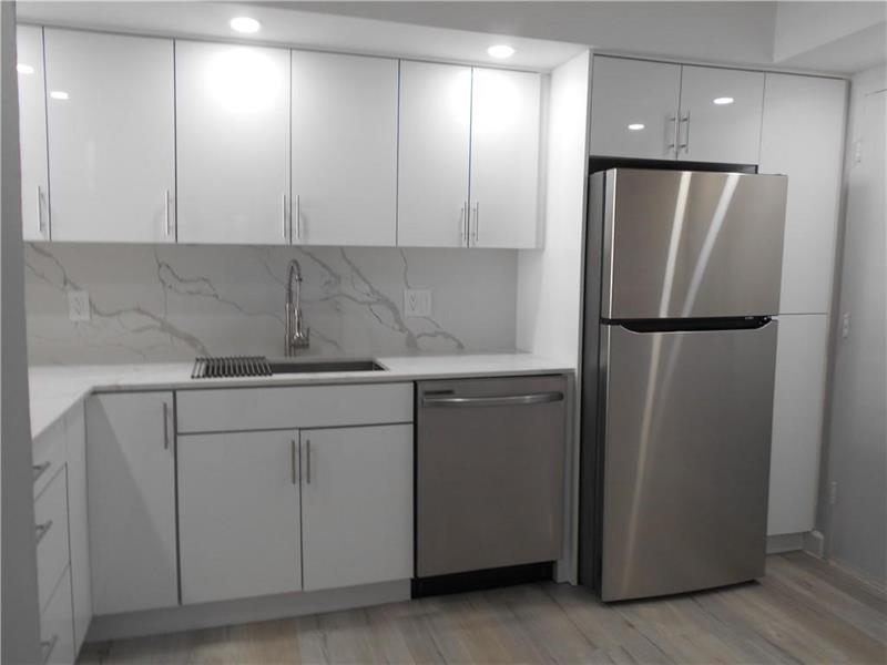 Image 3 of 16 For 1301 Miami Gardens Dr  723w