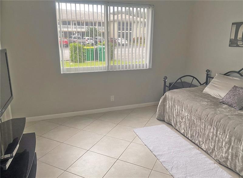 Image 14 of 24 For 2755 28th Ave  B4