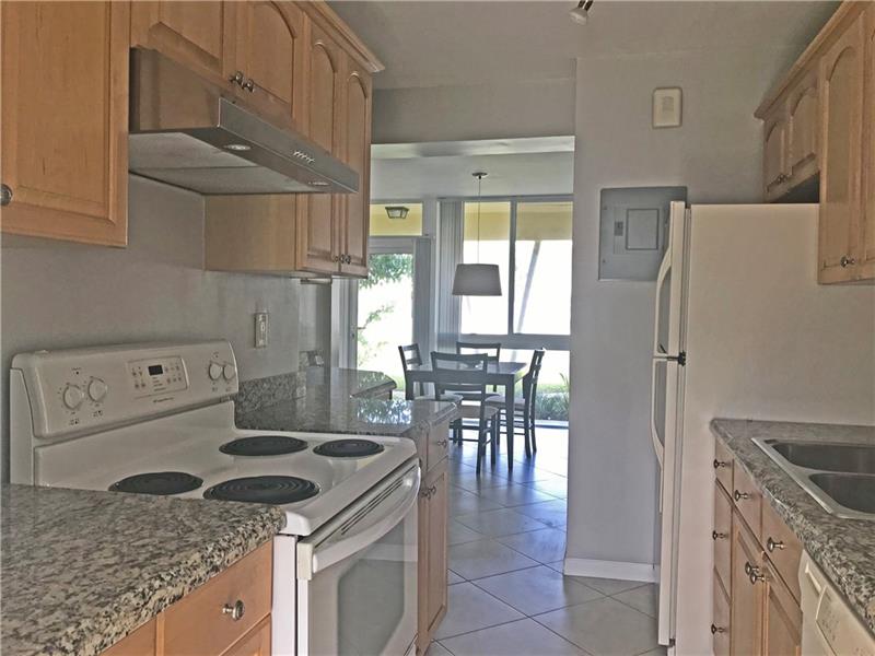 Image 8 of 24 For 2755 28th Ave  B4