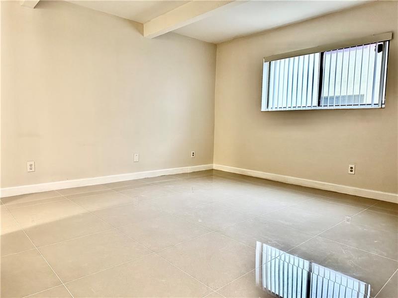 Image 11 of 15 For 1285 Flagler Ave  204