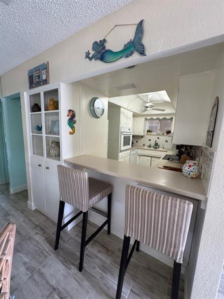 Image 13 of 26 For 2866 30th St  21