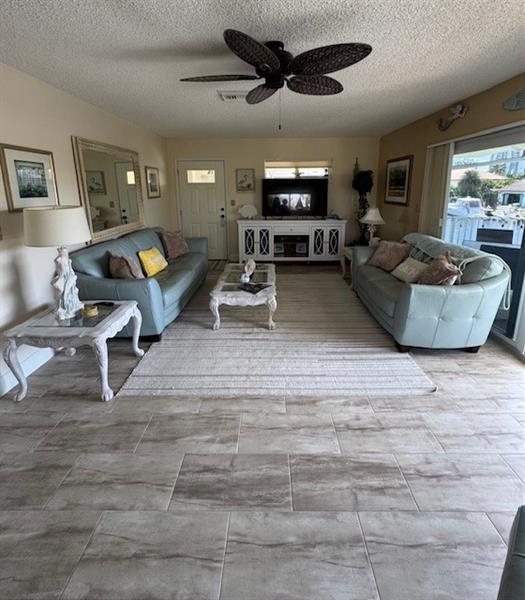 Image 8 of 26 For 2866 30th St  21