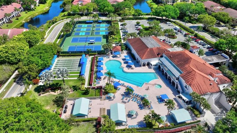 Details for 5147 Europa Dr  B, Boynton Beach, FL 33437