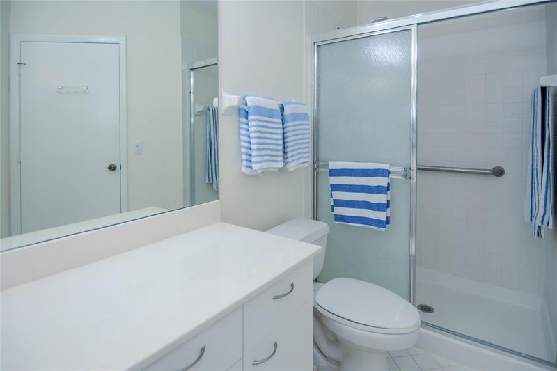 Image 21 of 52 For 5147 Europa Dr  B
