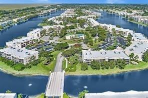 Image 60 of 84 For 7449 Fairfax Dr  211