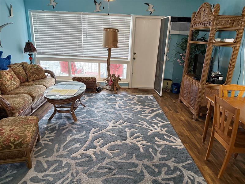 Image 10 of 19 For 1105 Riverside Dr  205