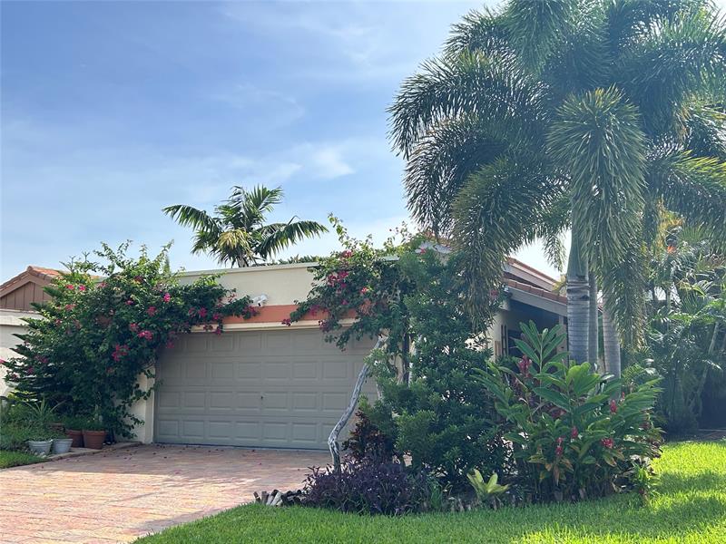Details for 5600 Piping Rock Dr, Boynton Beach, FL 33437