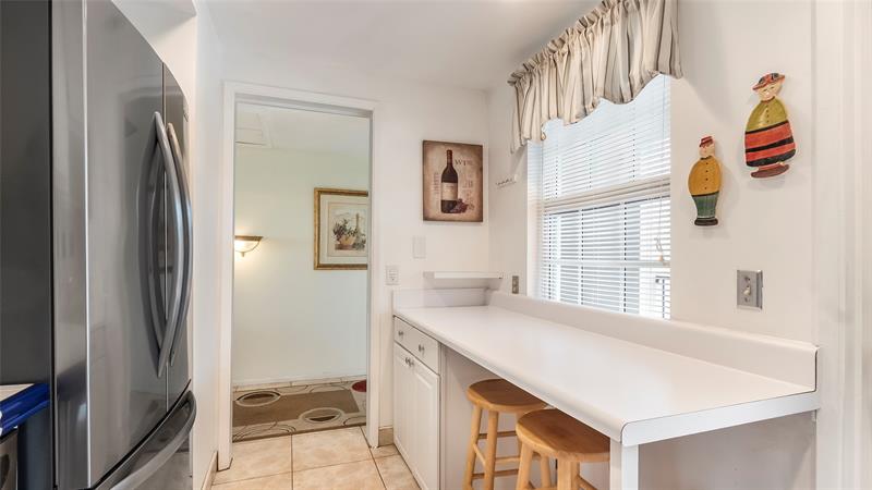 Image 12 of 27 For 2950 Palm Aire Dr  206