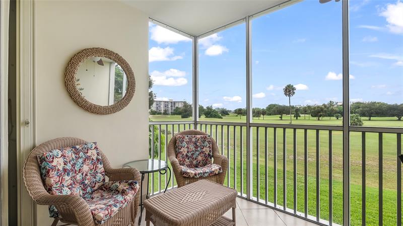 Image 25 of 27 For 2950 Palm Aire Dr  206