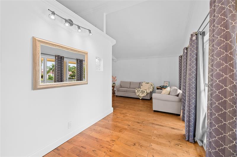 Image 28 of 48 For 8405 38th St