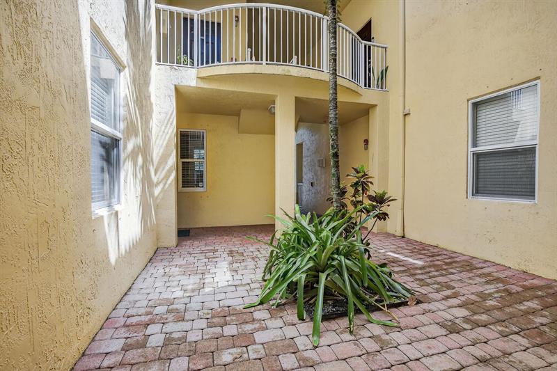 Image 6 of 35 For 110 Jacaranda Country Club Dr  104