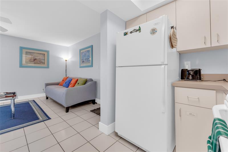 Image 13 of 24 For 4525 Poinciana St.  1