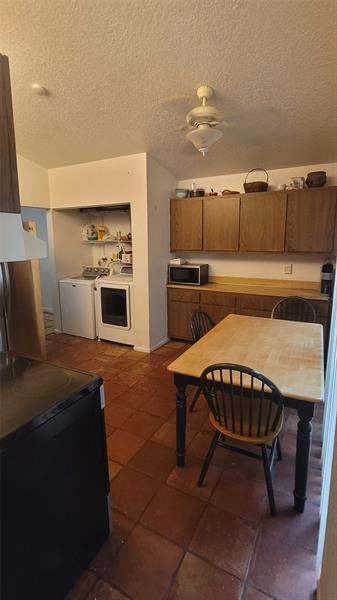 Image 4 of 7 For 8644 Bridle Path Ct  200