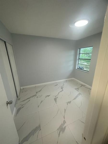 Image 3 of 5 For 616 5th Ave  