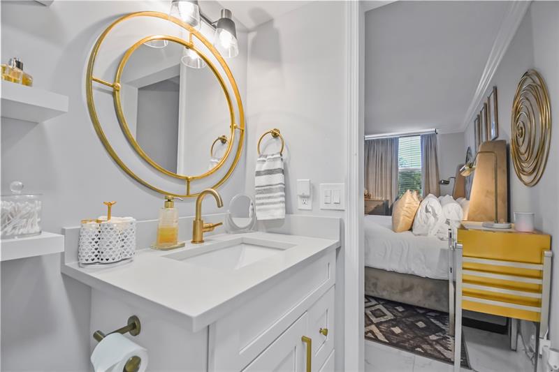 Image 18 of 37 For 2809 Florida Blvd  107