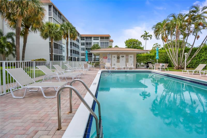 Image 28 of 37 For 2809 Florida Blvd  107