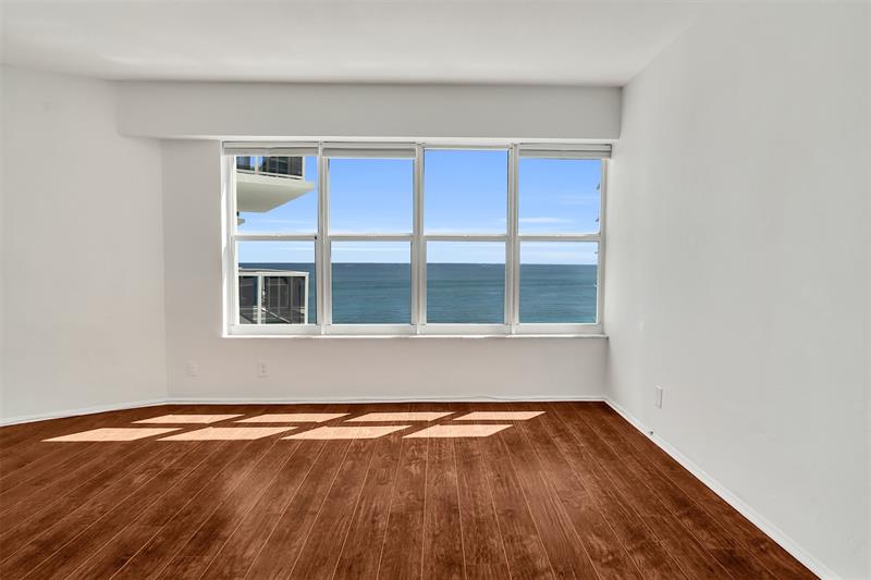 Image 3 of 41 For 3700 Galt Ocean Dr  1209