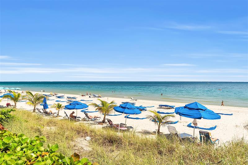 Image 32 of 41 For 3700 Galt Ocean Dr  1209