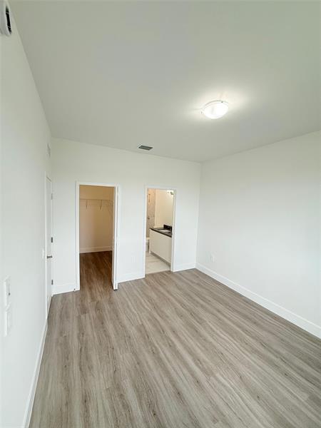 Image 37 of 41 For 19105 344th St