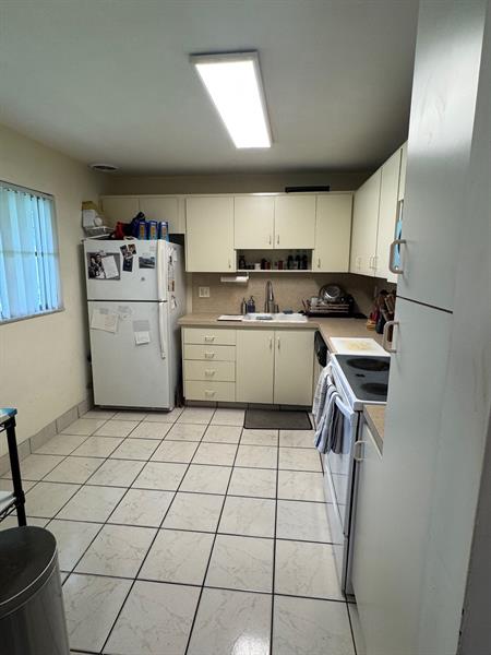 Image 6 of 15 For 1071 88th Ave  93a