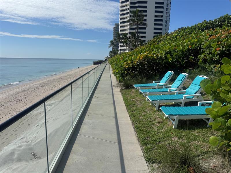 Image 38 of 44 For 5070 Ocean Dr  12-a