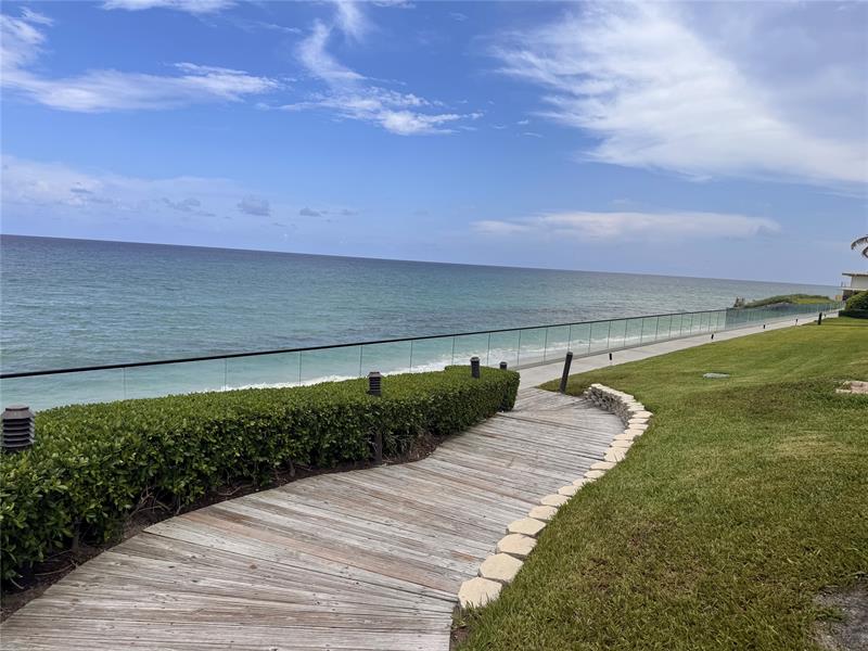Image 39 of 44 For 5070 Ocean Dr  12-a