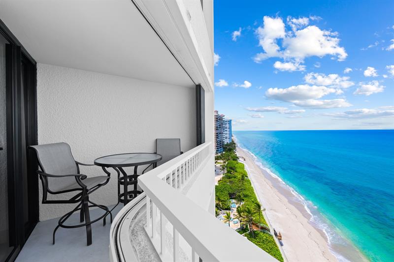 Image 6 of 44 For 5070 Ocean Dr  12-a